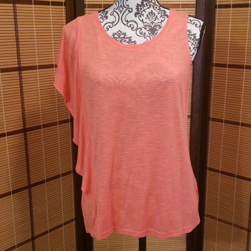 Women's Asymetric Top